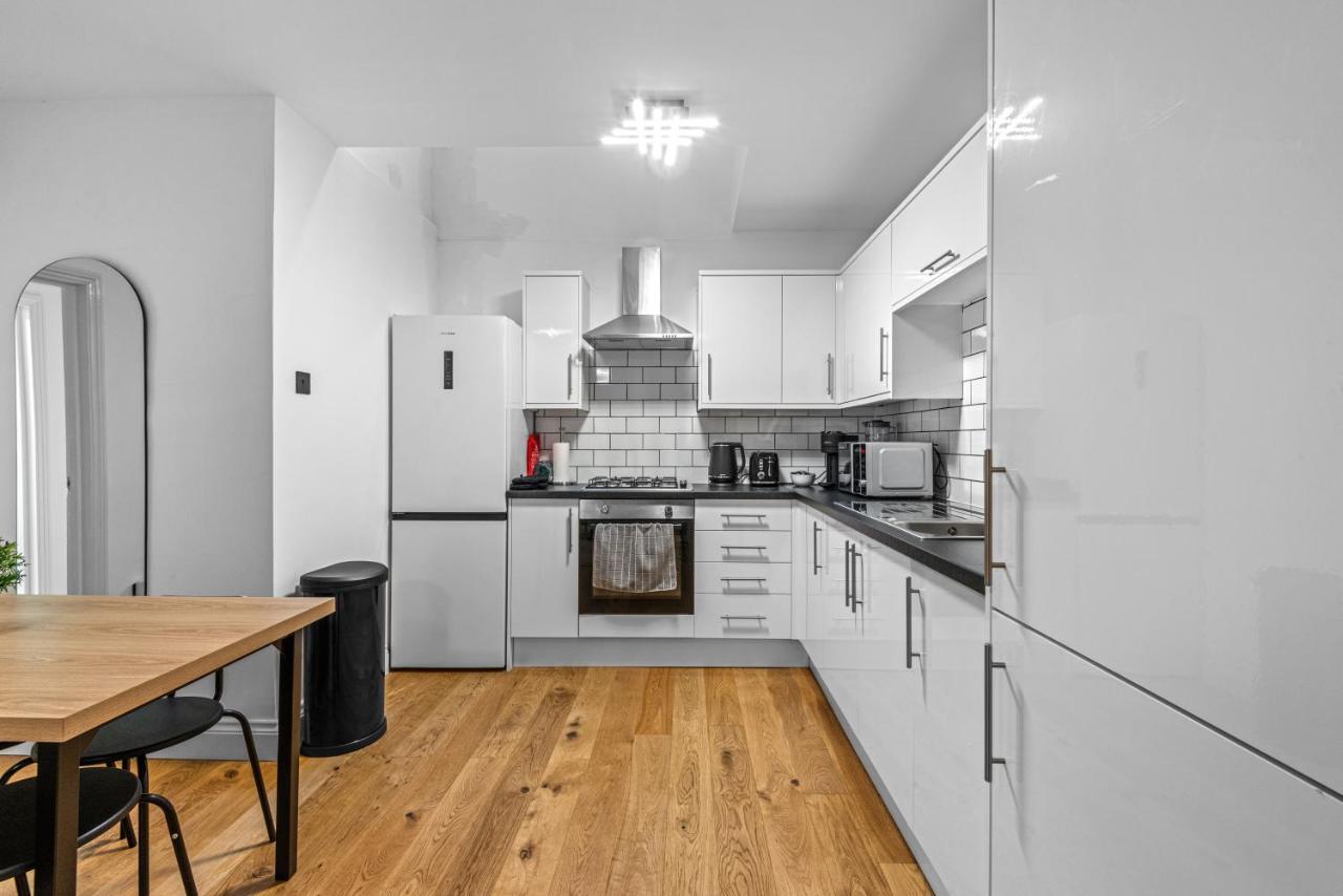 Londwell, Chic Hyde Park Mews House Apartment London Exterior photo